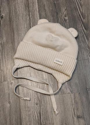Очень теплая зимняя молочная шапочка direchi