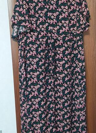 Платье в цветы