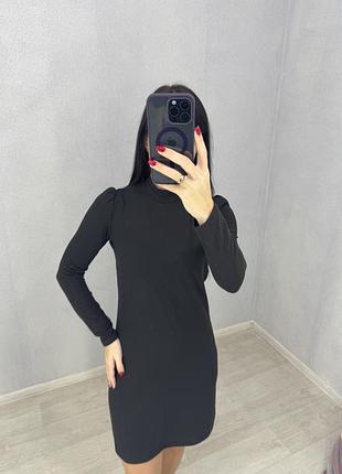 Гарна сукня