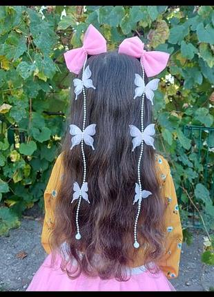 Заколки бантики с бусинами и бабочками
