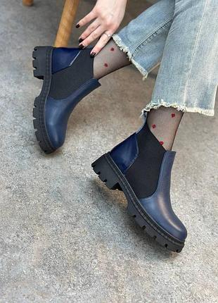 Вкорочені жіночі черевики челсі із натуральної шкіри 1528