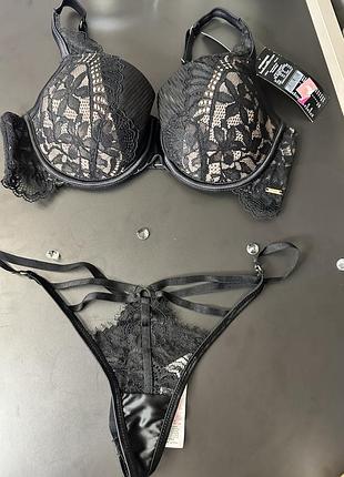 Шикарний комплект hunkemoller noir