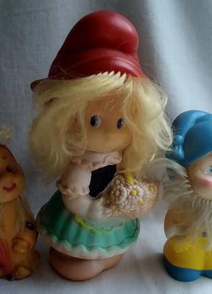 Вінтажні іграшки червона шапочка та гномики 3 шт.