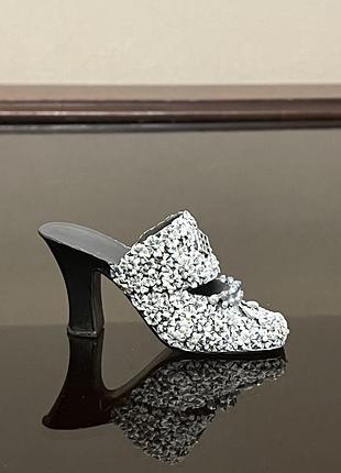 Мініатюрна декоративна туфелька «pearl blossom mule»