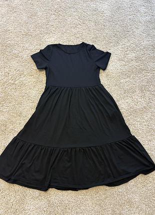 Класна базова сукня з віскози батал