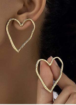 Серьги крупные сердечки