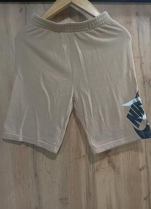 Чоловічі шорти nike