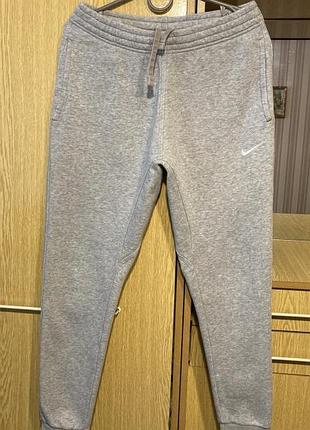 Спортивные трикотажные штаны на флисе nike sportswear club fleece.оригинал.