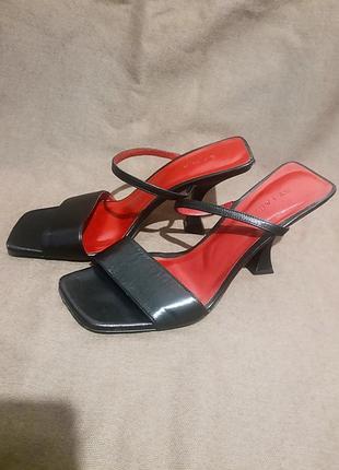 Босоножки by far. размер 38