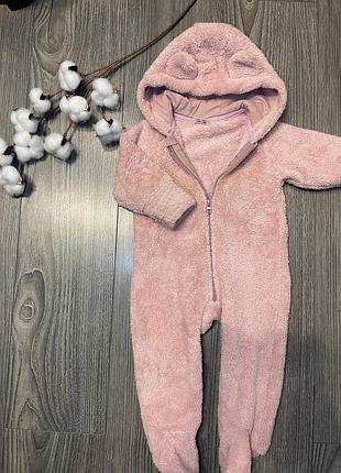 Чоловік теплий, зайчик