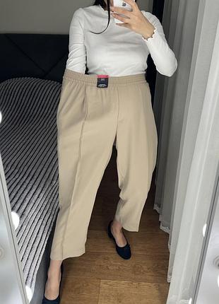 18 розмір нові з бірками штани брюки на резинці з карманами джогери укорочені батал бежеві 52 розмір укорочені