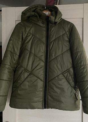 Куртка жіноча