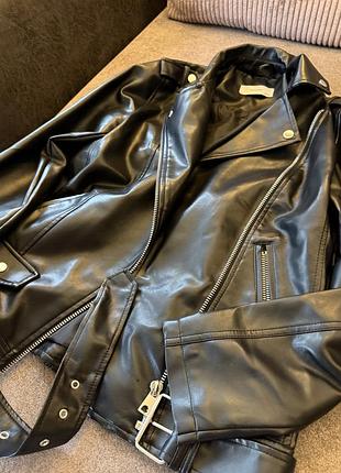Шкіряна куртка reserved косуха