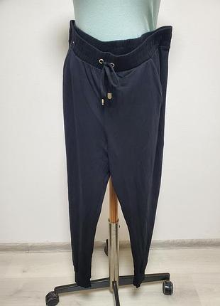 Красивые брендовые трикотажные штаны