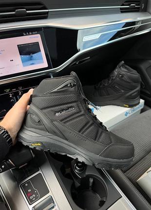 Columbia firecamp high all black fur