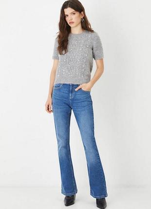 Джинсы с высокой посадкой