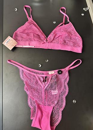 Яскравий комплект hunkemoller