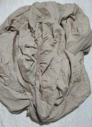 Простынь на резинке 140х200х28