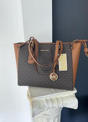 Сумка шопер michael kors voyager