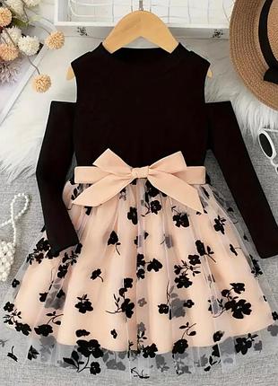 Сукня для дівчинки