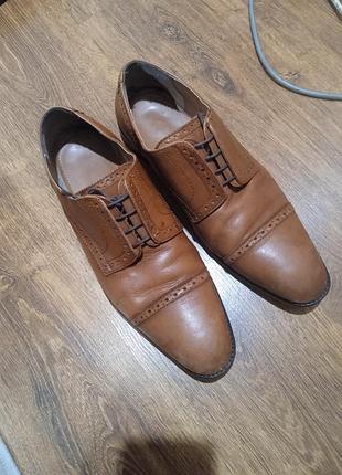 Продам чоловічі шкіряні туфлі бренду river island