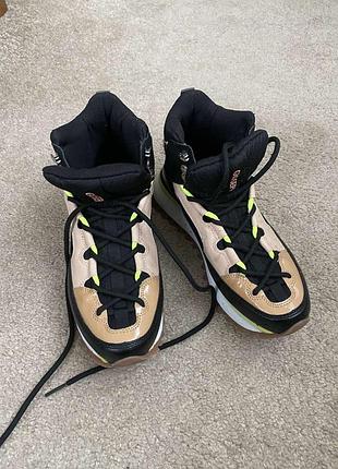 Зимние кроссовки женские gioseppo