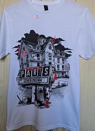 Футболка стильная