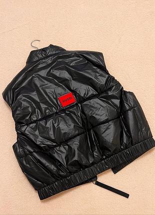 Hugo безрукавка оригінал жилетка розмір універсальний