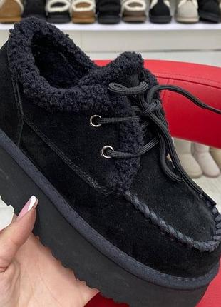 Жіночі зимові кросівки на хутрі