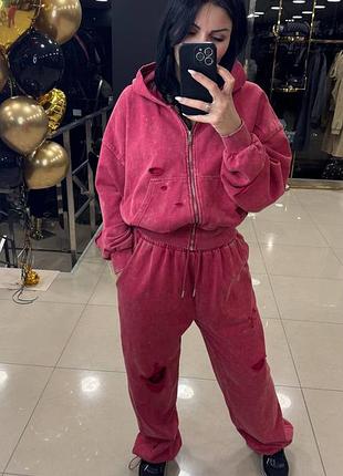 Стильный костюм