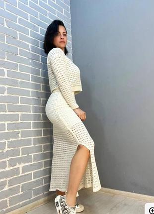 Актуальна довга спідниця з розрізом міді s-m