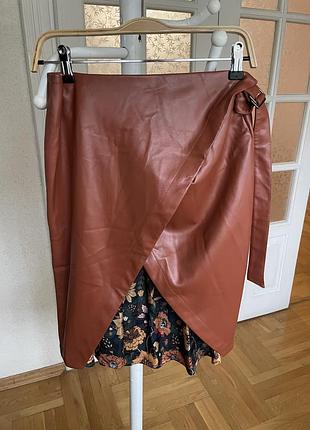 Спідниця шкіряна жіноча