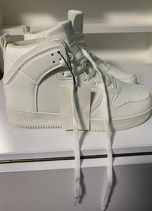 Зимові кросівки чоловічі