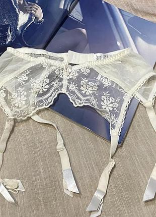 Marks &amp; Spencer шикарный кремовый кружевной пояс для чулок как новый