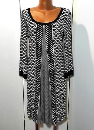 Чудова сукня, calvin klein