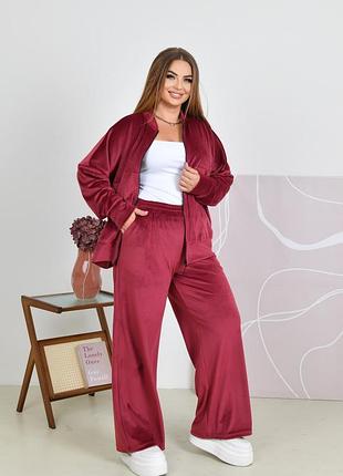 Стиль та комфорт одночасно поєднані в цьому костюмі. його виготовлено із якісного велюру (трикотаж дуже добре тягнеться).