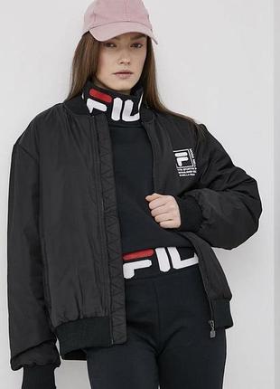 Бомбер в стилі 90-х