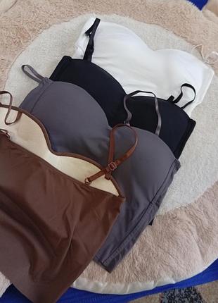 Бесшовные топы с чашками