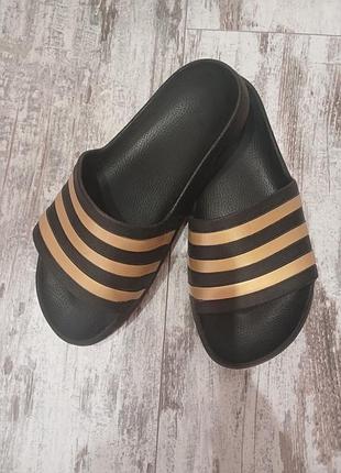 Шлепанцы adidas