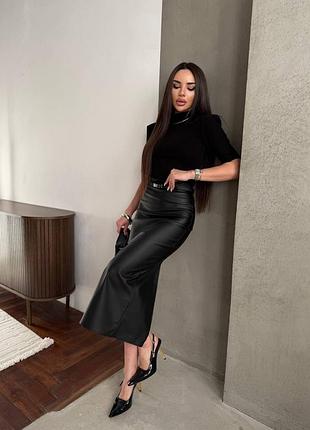 Спідниця з екошкіри довжина міді