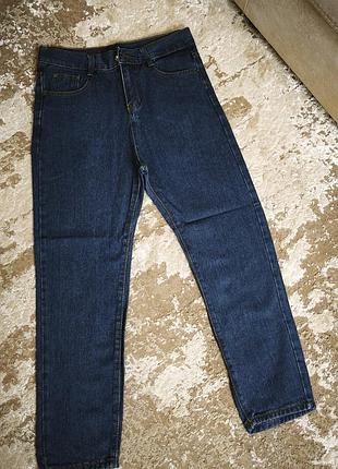 Нові джинси на розмір с.  без бумажної бірки. ноп 36 см. нос 48 см. довжина 89 см. посадка 30/33 см. ціна 425 грн.