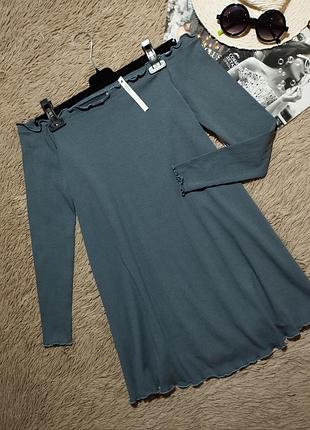 Красивое платье в рубчик на плече/платье