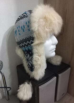 Шапка нарядная с натуральным мехом кролика
