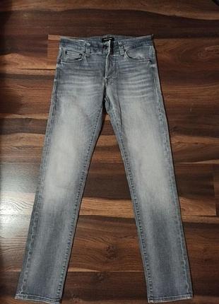 Джинсы серые