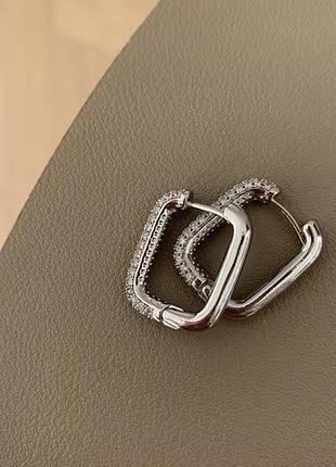 Сережки жіночі 2025-2026