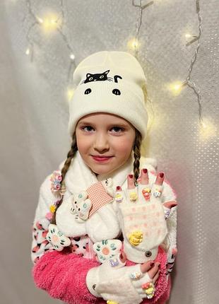 Зимовий білий комплект на дівчинку, шапка , шарф, терморукавички