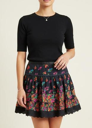 Пишна спідниця у традиційному стилі з мереживом e-vie