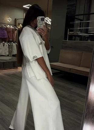 Костюм комплект брюки свободного кроя и кофточка с игривой молнией на спинке 🙌