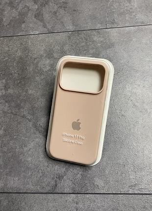 Чехол на iphone 17 pro