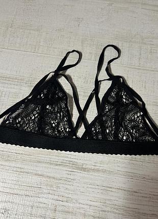 Бра, ліфчик
